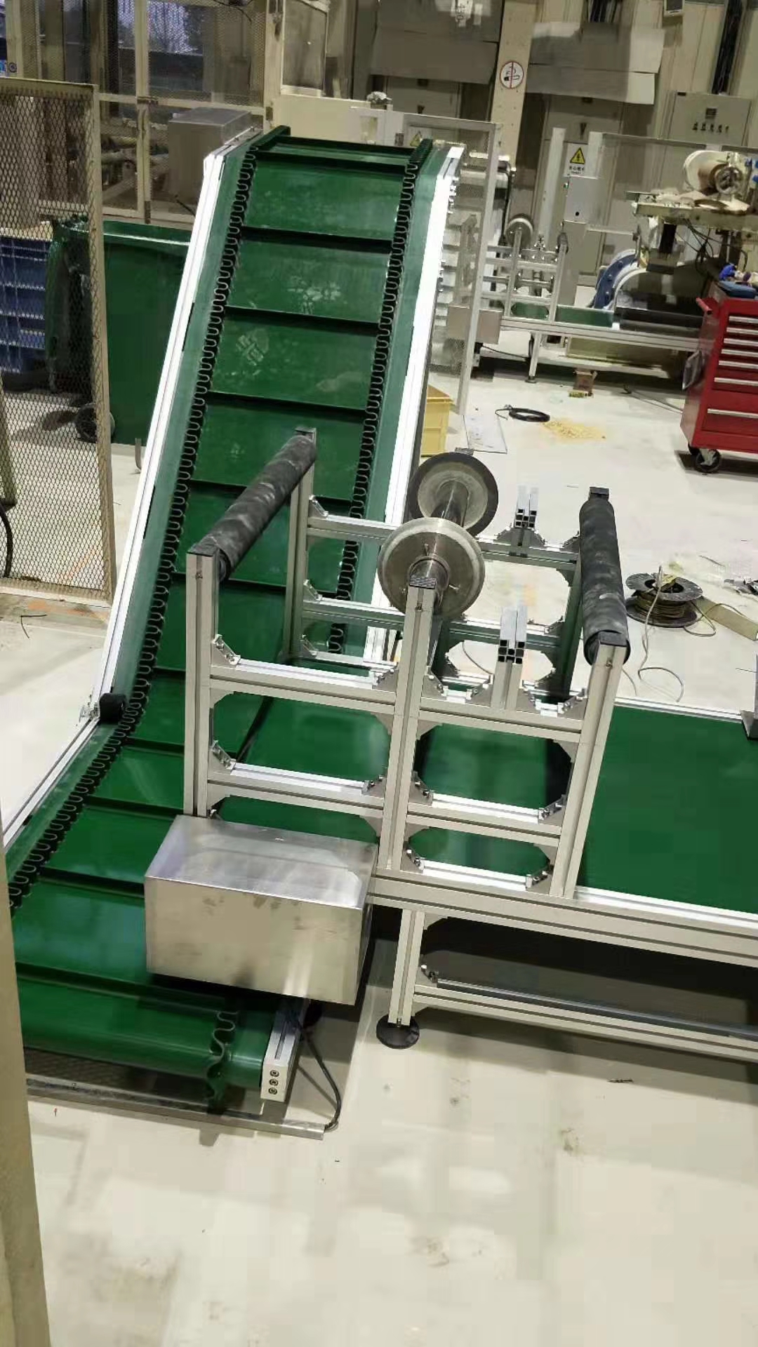 擋板青海皮帶輸送機(jī).jpg 擋板青海皮帶輸送機(jī).jpg